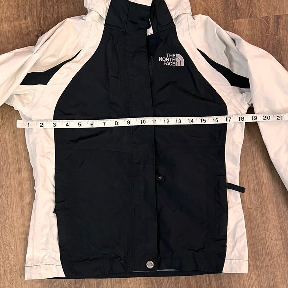 The North Face HyVent Waterproof Ski Winter Jacket with Detachable Hood Sz M - Picture 4 of 16